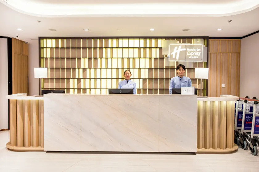 Holiday Inn Express & Suites Bangkok Central Pier by IHG - Lobby