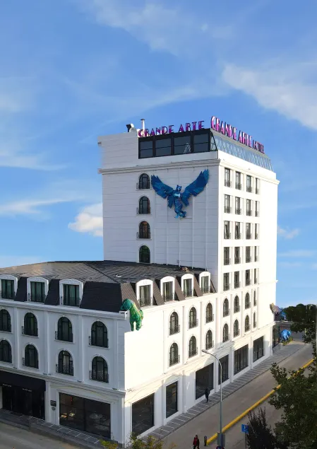 Grande Arte Hotel - Image 1