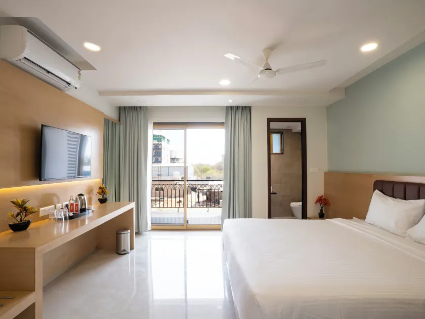 Hotel Orchid Suites Kokapet, Business Hotel - Image 1