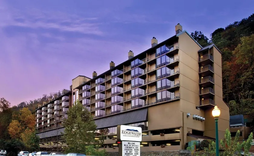 Edgewater Hotel and Conference Center - Image 1
