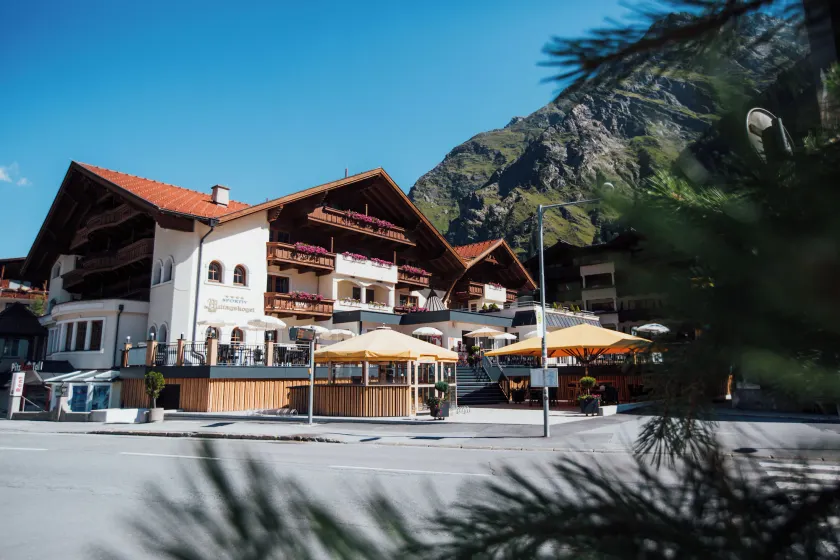 Hotel Mittagskogel Pitztal  - Image 1