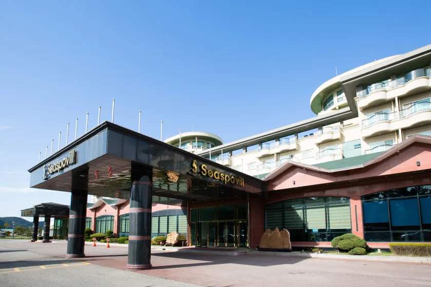 Seaspovill Resort - Image 1