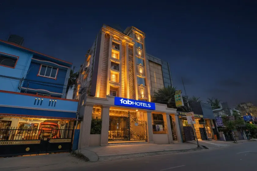 FabHotel Vijaylakshmi Stay Inn - Image 1