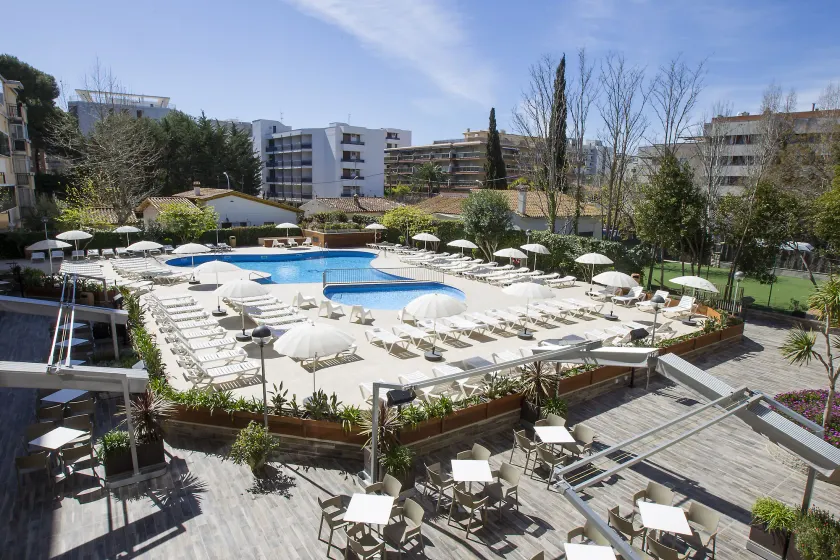 Aparthotel CYE Holiday Centre - Image 1