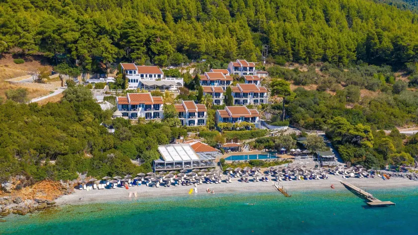 Adrina Beach Hotel - Image 1