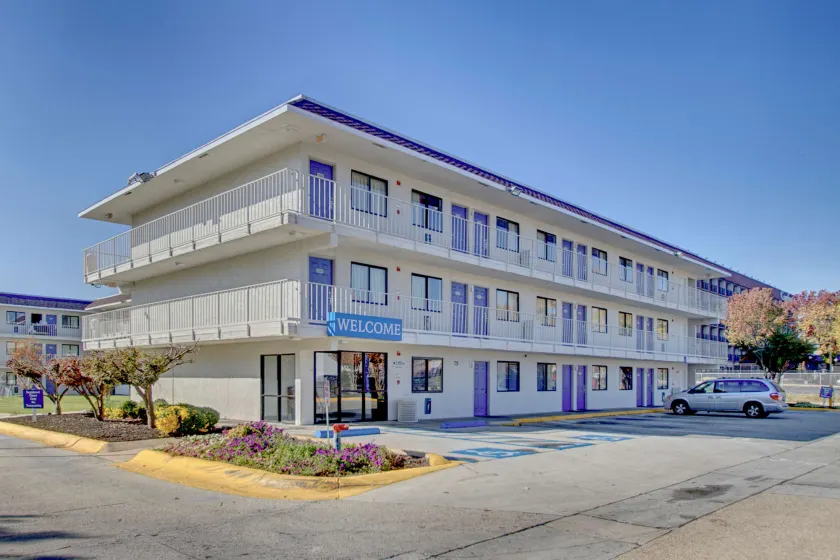 Motel 6 Capitol Heights, MD - Washington - Image 1