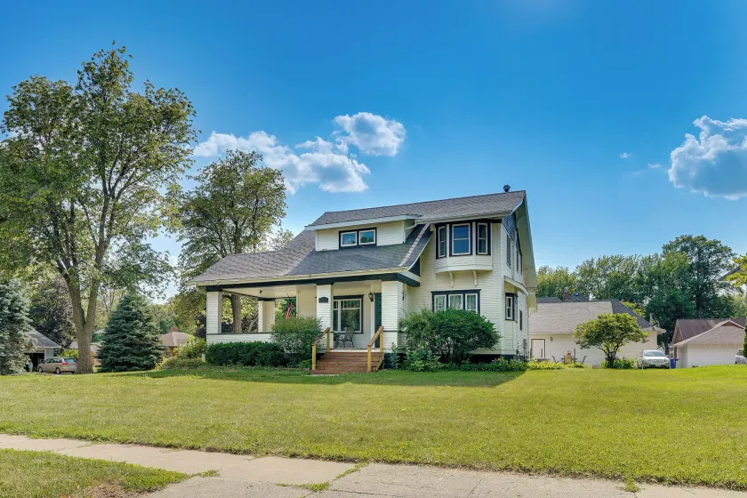 Sioux Center Home Near Dordt University - Image 1