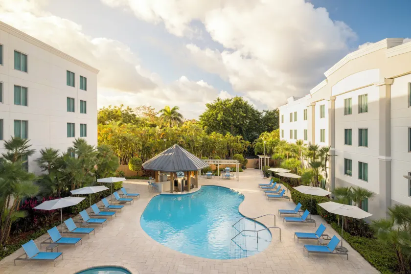 Hampton Inn & Suites San Juan - Image 1