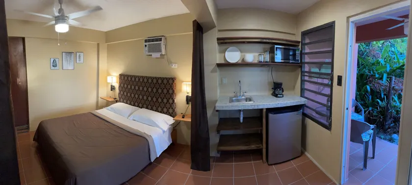 El Pequeño Hotel - Room