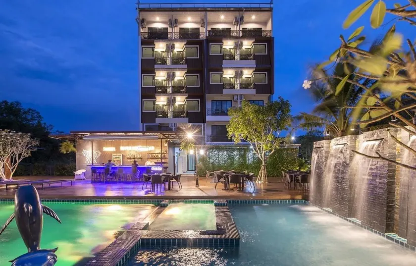 River Front Krabi Hotel - Image 1