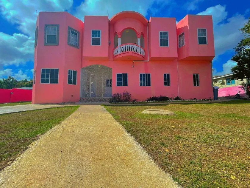 A taste of Jamaica Lavern’s Place - Image 1
