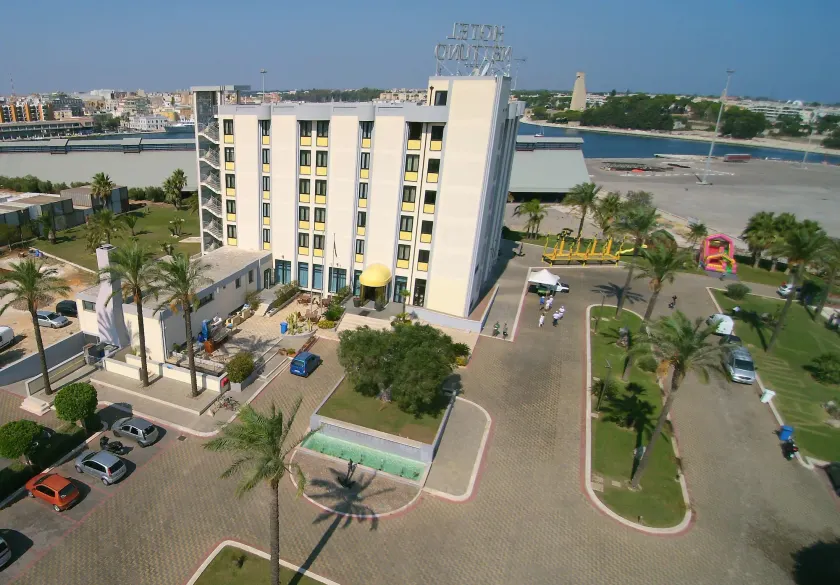Best Western Hotel Nettuno - Image 1
