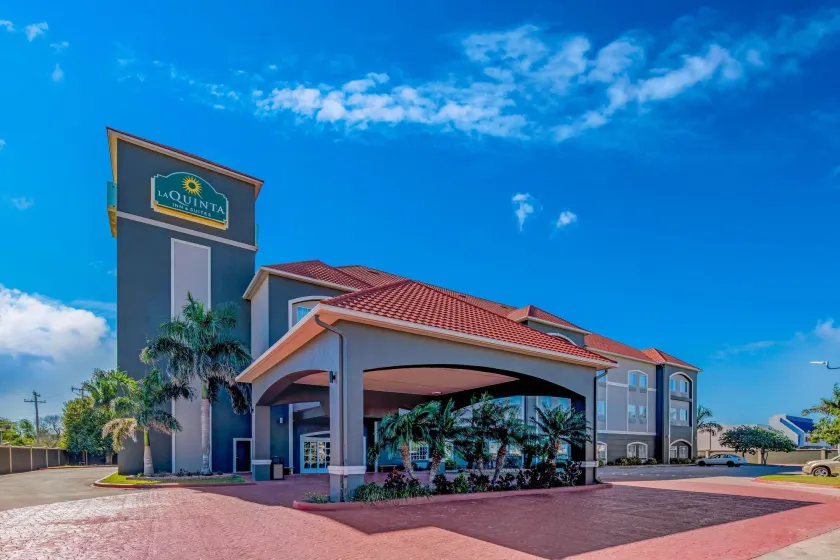 La Quinta by Wyndham Alamo-McAllen East - Image 1