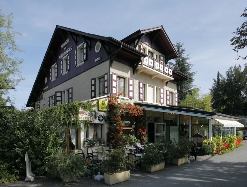 Hôtel A l'Ombre des Marronniers - Image 1