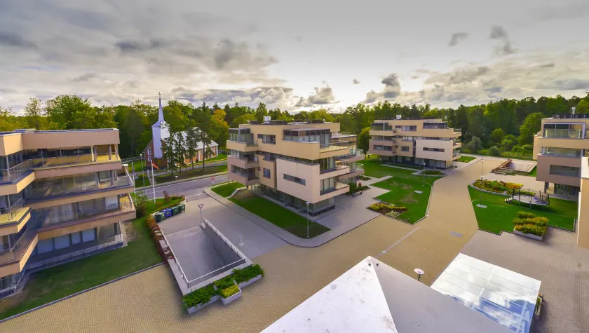 Saules Club Apart Hotel - Image 1