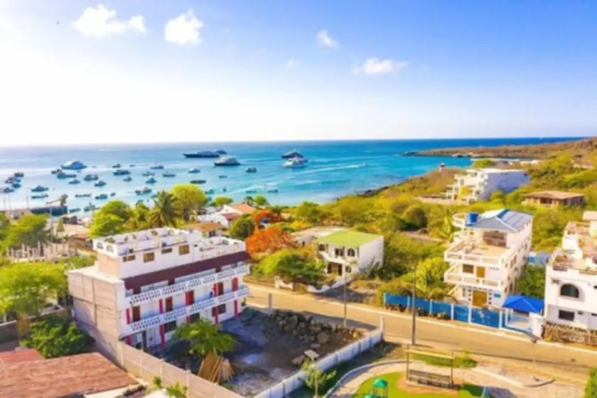 Royal Galápagos Inn - Image 1