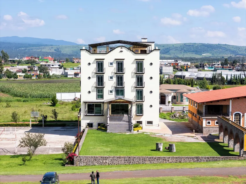 Quinta Candela Hotel - Image 1