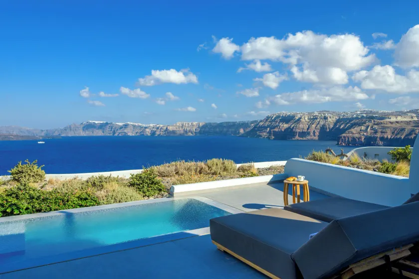 Neptune Luxury Suites - Image 1