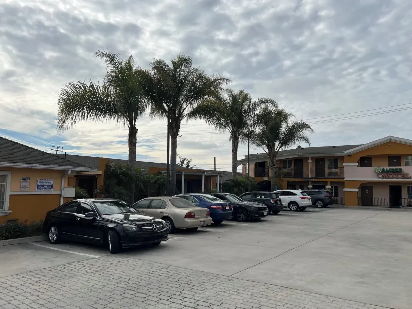 Amber Motel - Image 1