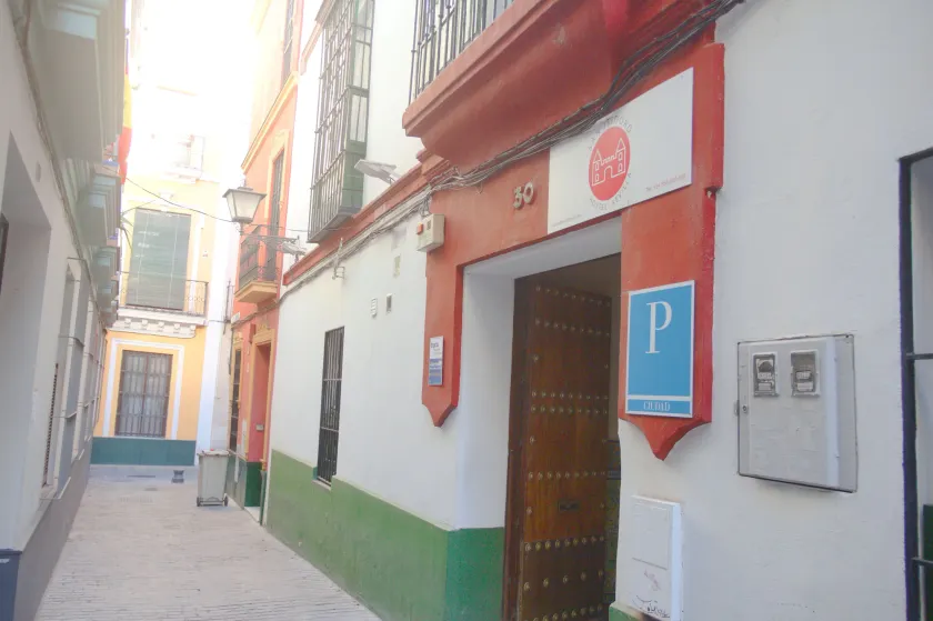 San Isidoro Hostel Sevilla - Image 1