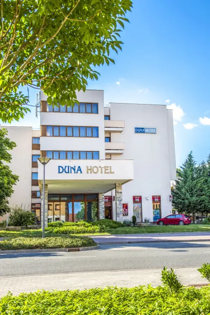Duna Hotel - Image 1