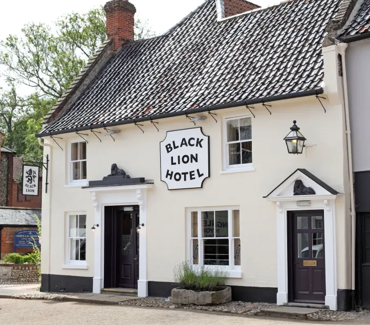 The Black Lion Hotel - Image 1
