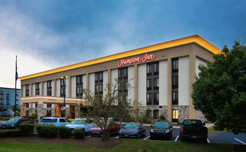 Hampton Inn Erie-South - Image 1