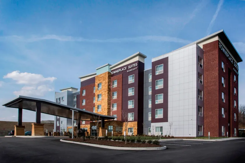 TownePlace Suites by Marriott Pittsburgh Cranberry Township - Image 1
