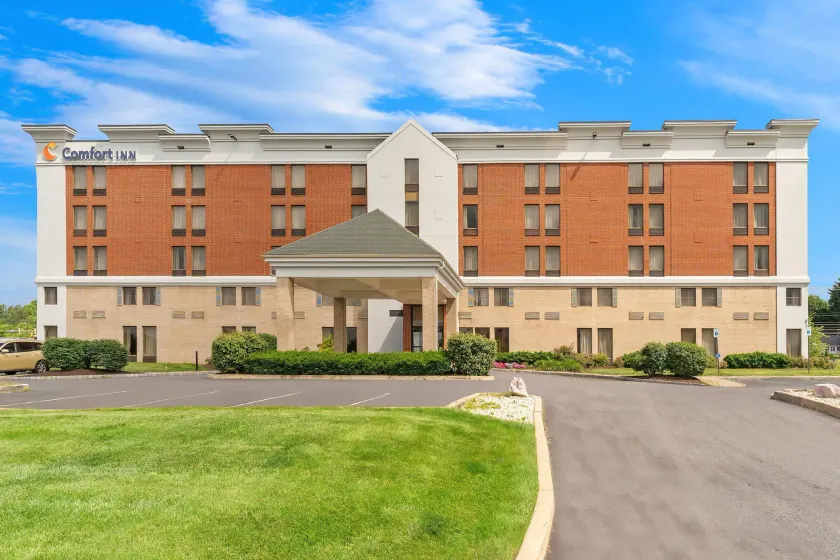 Comfort Inn Lehigh Valley West - Image 1