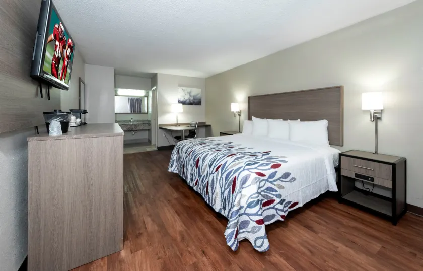 Red Roof Inn Petersburg - Fort Lee - Image 1