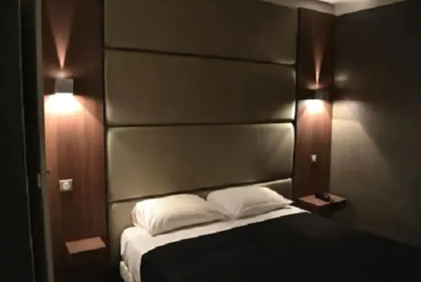 Hotel Schtak - Image 1