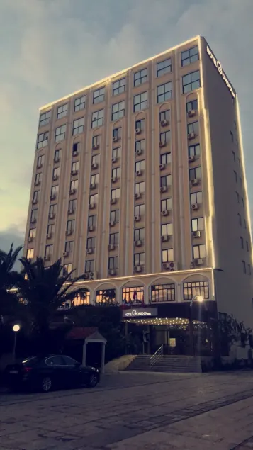 Gondol Hotel - Image 1