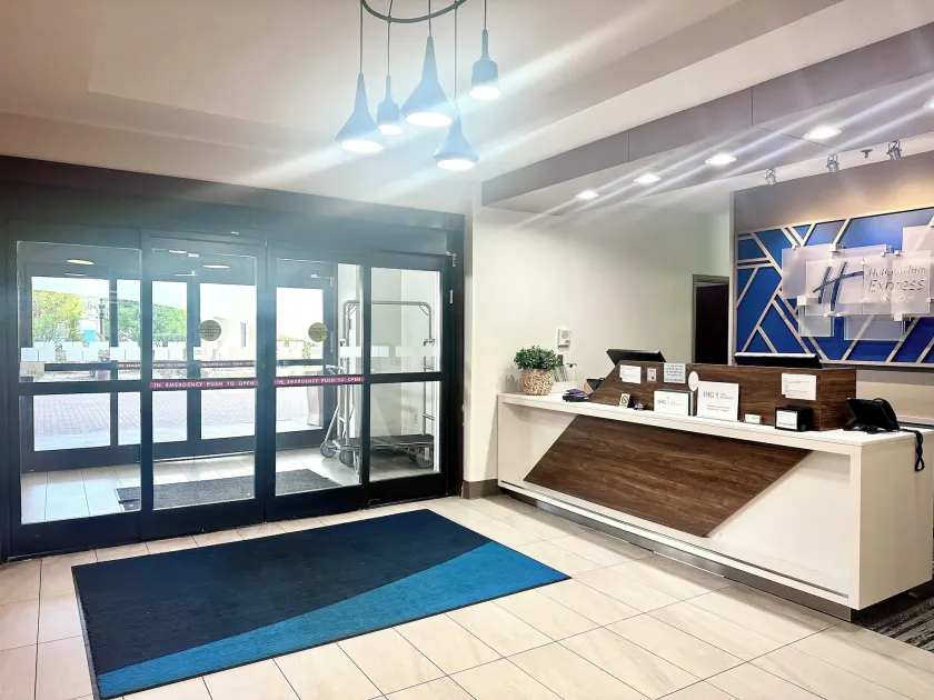 Holiday Inn Express & Suites Hinesville East - Fort Stewart by IHG - Indgang