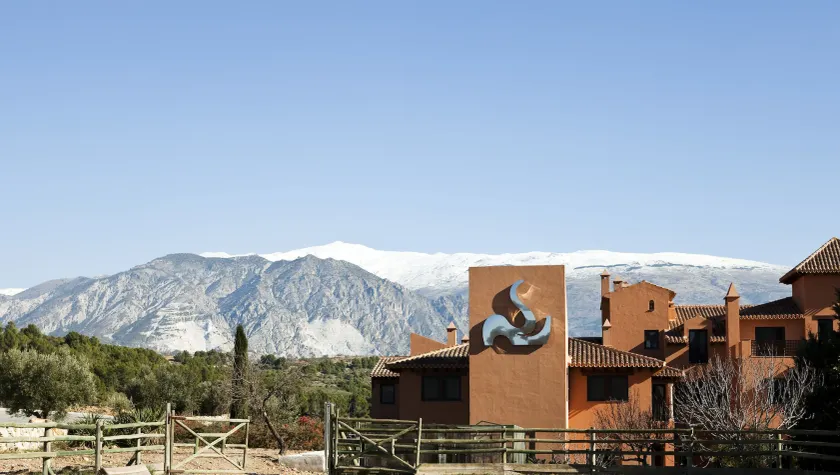 Hotel & Winery Señorío de Nevada - Image 1