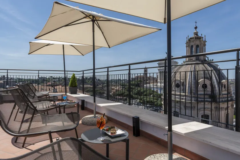 H10 Palazzo Galla - Image 1