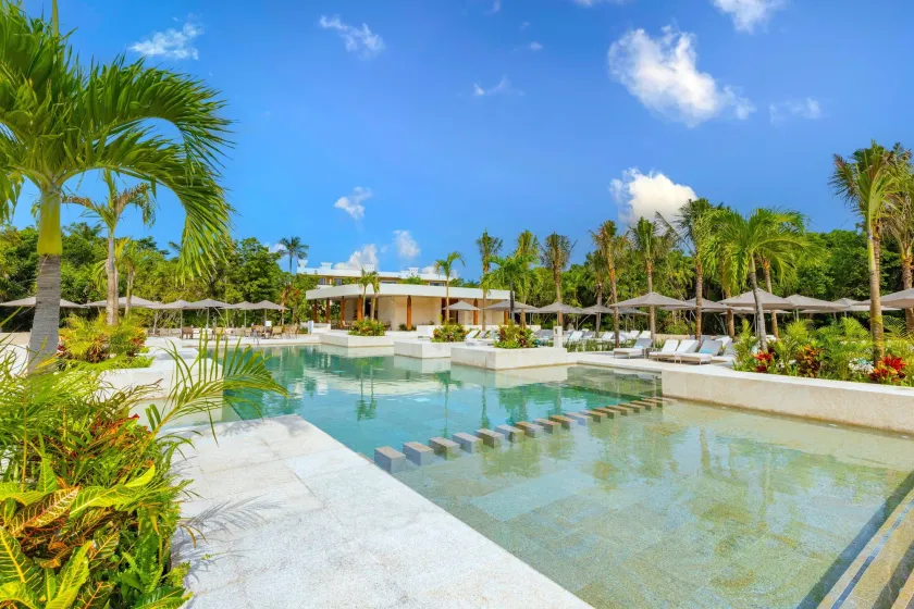 Family Selection at Grand Palladium Kantenah Resort & Spa - All Inclusive - Image 1