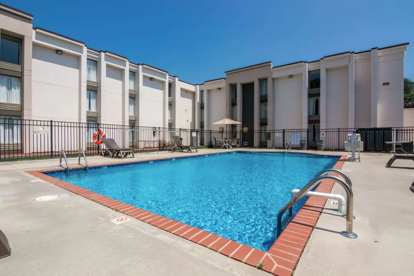Comfort Inn Kings Mountain - Image 1