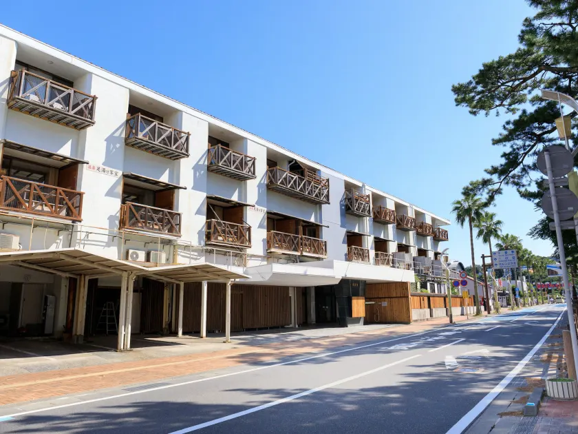 HOTEL SHIRAHAMAKAN - Image 1