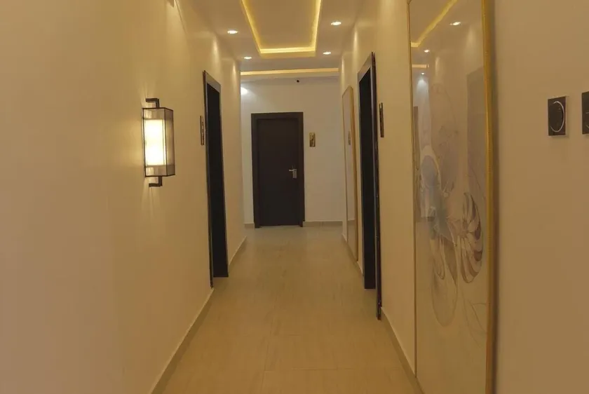 Daltons Hotels and Resort - Lobby