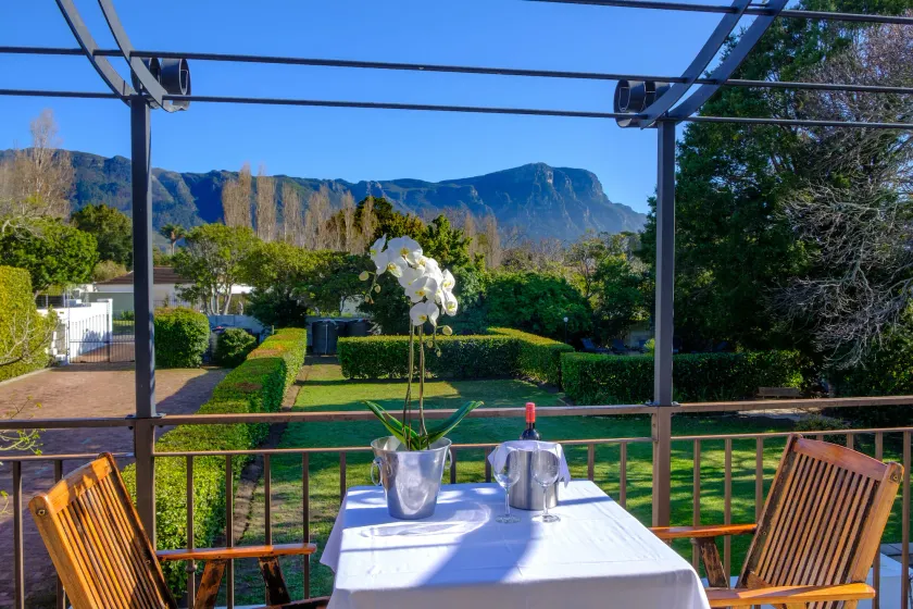 Constantia White Lodge Guest House - Image 1