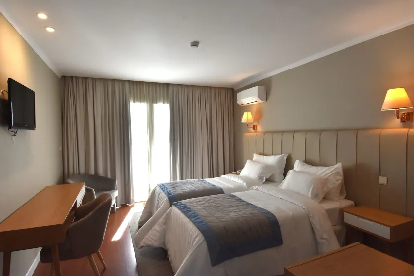 Hotel Suave Mar - Image 1