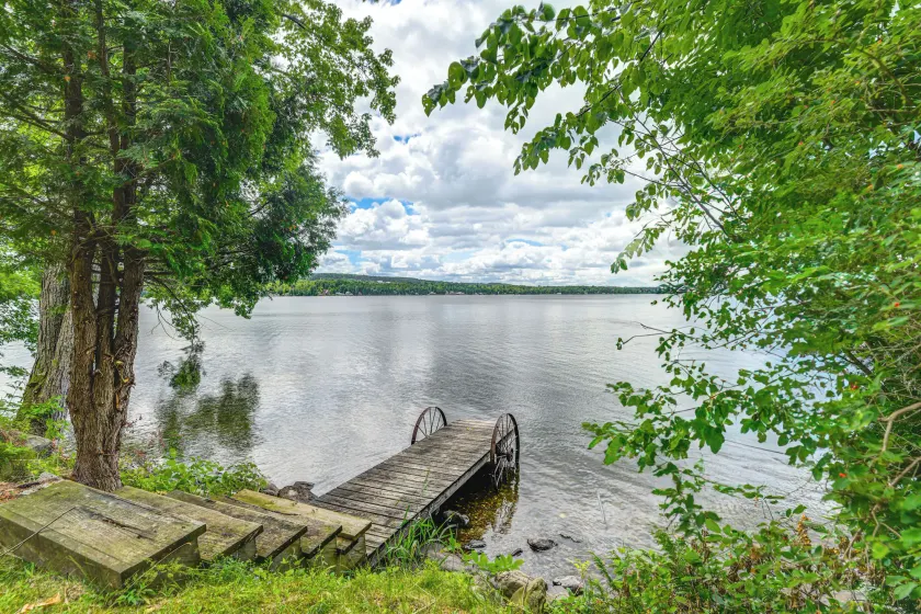 Glamping Getaway at Lake Carmi Cabin! - Image 1