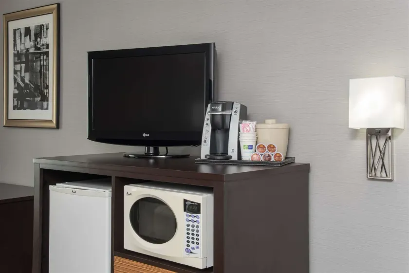Holiday Inn Express & Suites Danville by IHG - Image 1