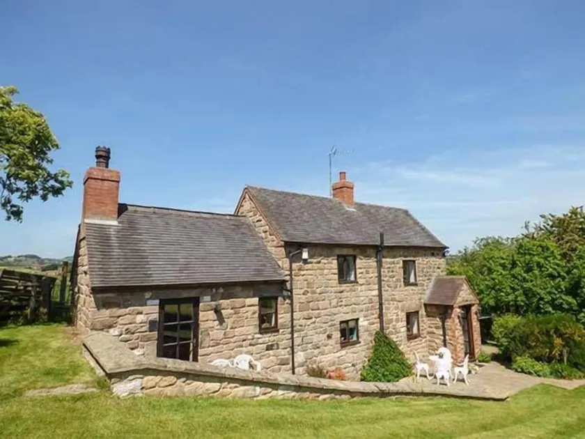 Chevinside Cottage - Image 1