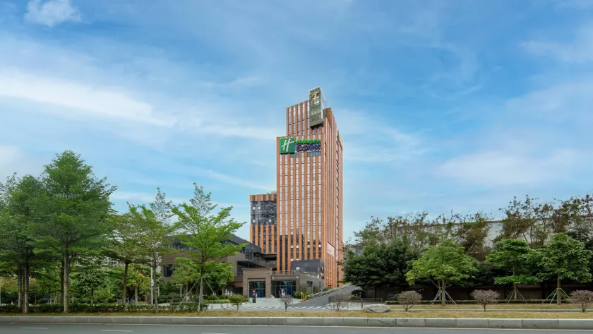 Holiday Inn Express Shenzhen North Station By IHG - Image 1