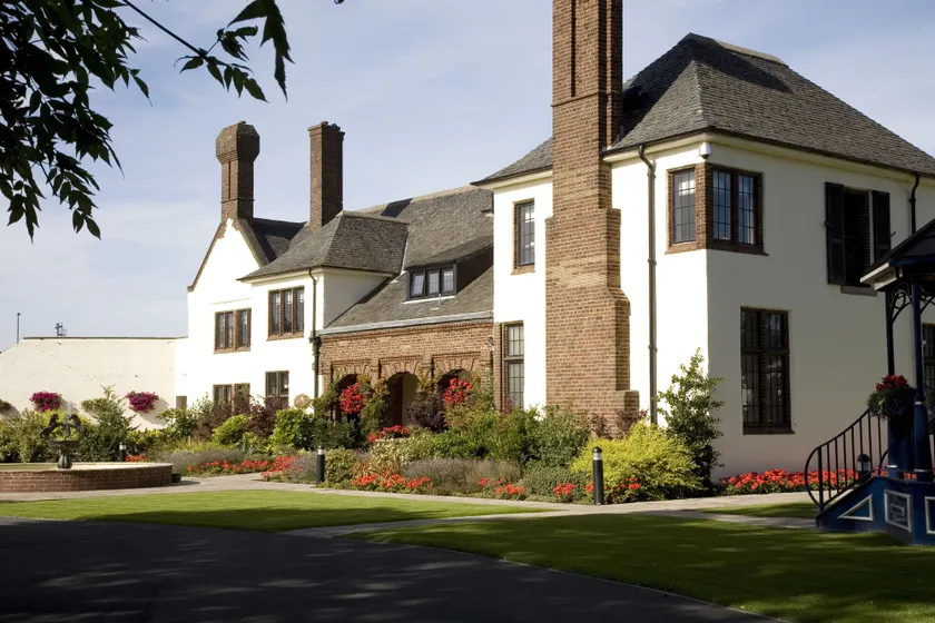 Western House Hotel At Ayr Racecourse - Image 1