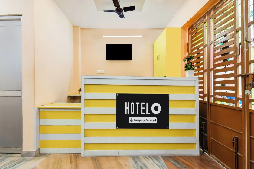 Hotel O Dakshin Dwar Formerly Radha Krishna Niwas - Hall