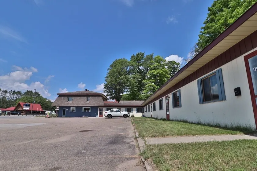 BestLiving Motel - Image 1
