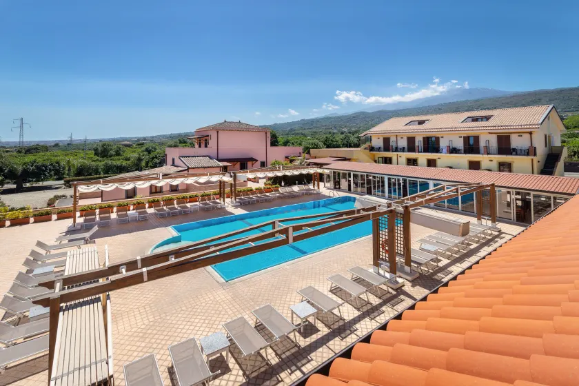 La Terra Dei Sogni Country Hotel - Image 1