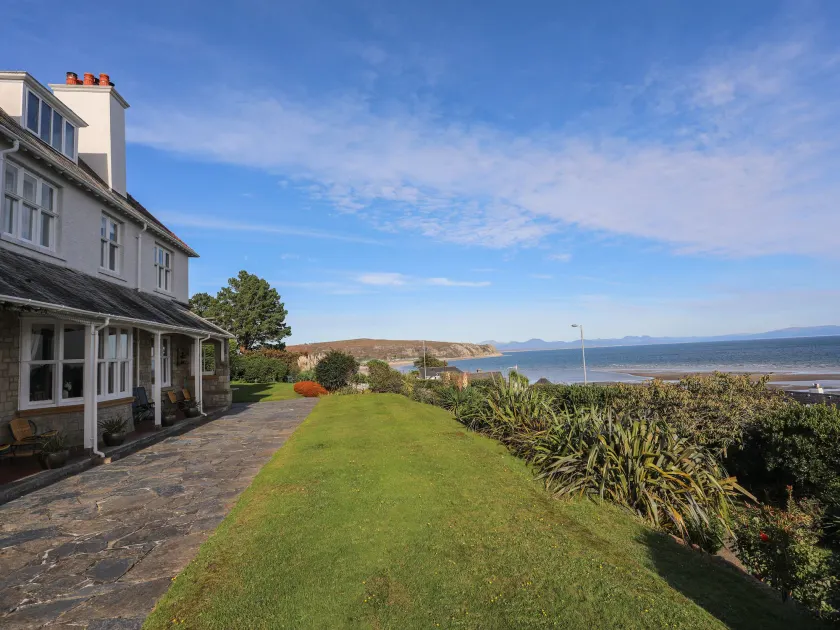 5 Craig Y Mor - Image 1